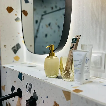 Charming In A Area- Free Parking Appartement Cracovie