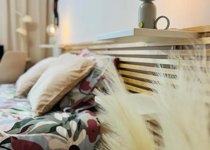 Charming In A Area- Free Parking *