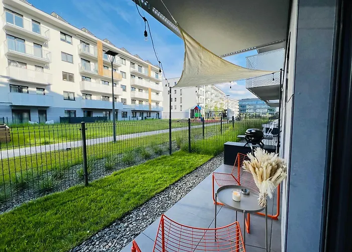 Charming In A Area- Free Parking Апартаменты Краков