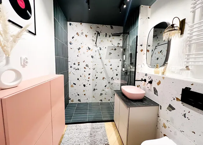 Charming In A Area- Free Parking