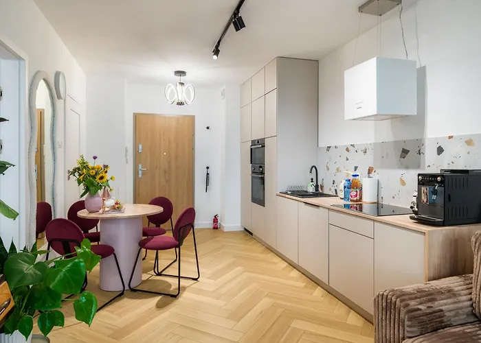 Charming In A Area- Free Parking Краков